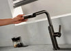 Robinet design cascade Noir