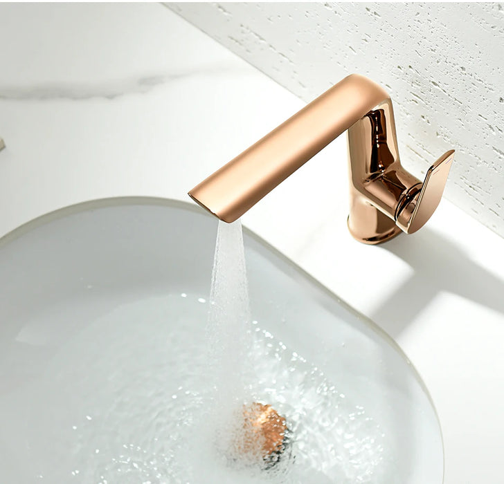 Robinet salle de bain couleur brossé