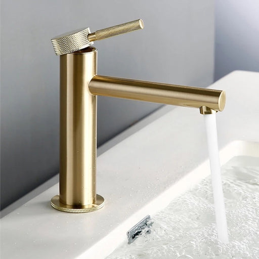 Robinet salle de bain couleur laiton