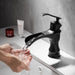 Robinet vintage noir