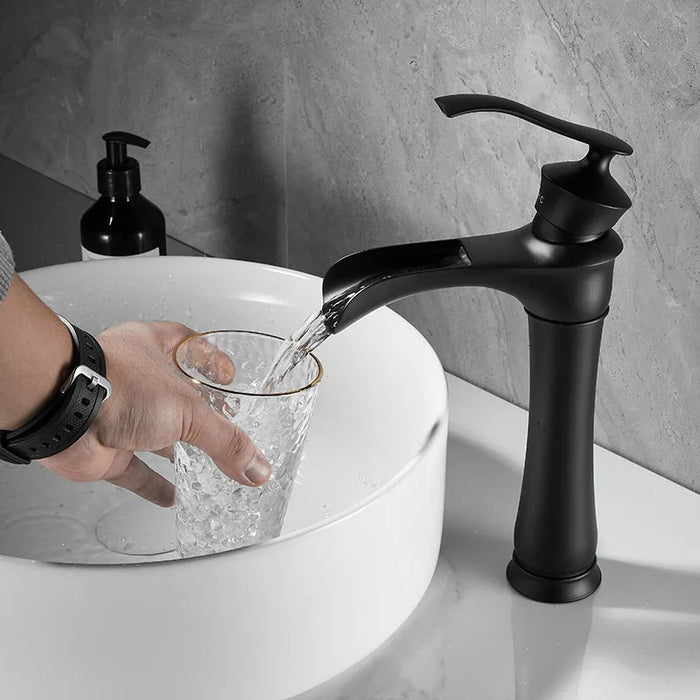 Robinet vintage noir