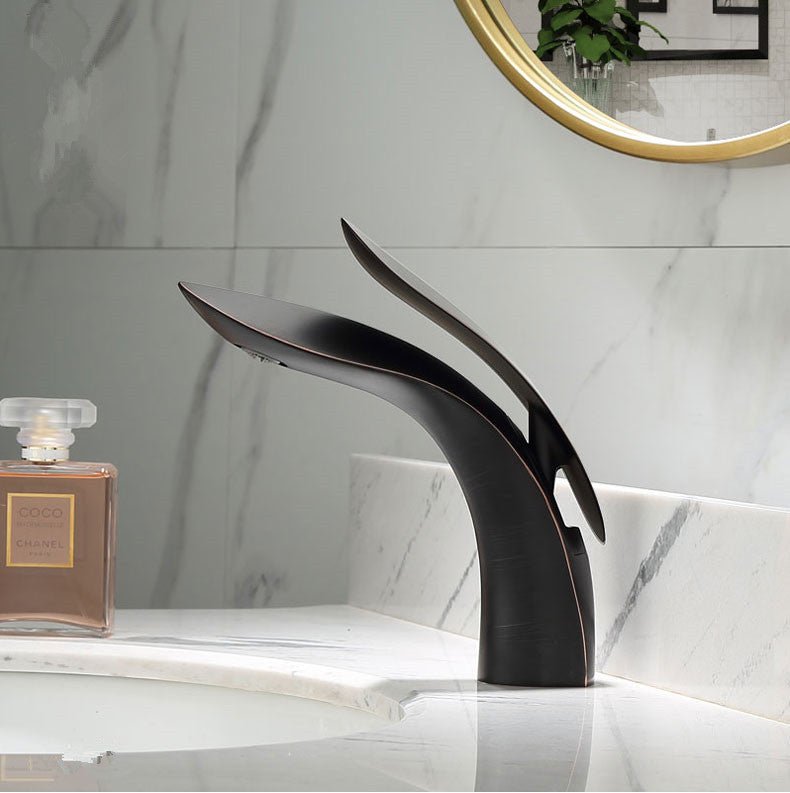 robinet design noir