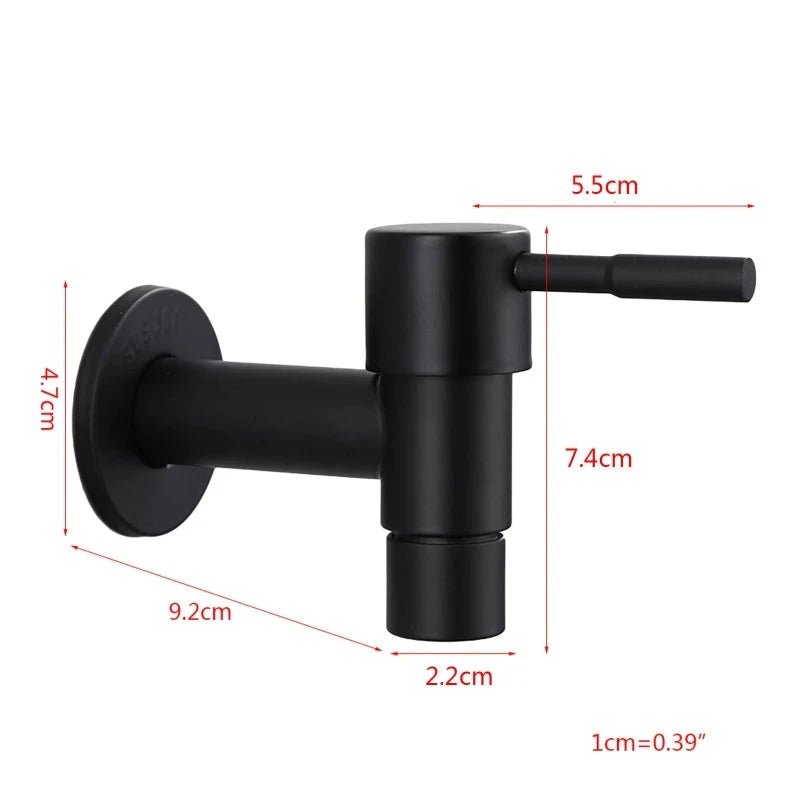 Robinet extérieur noir minimaliste