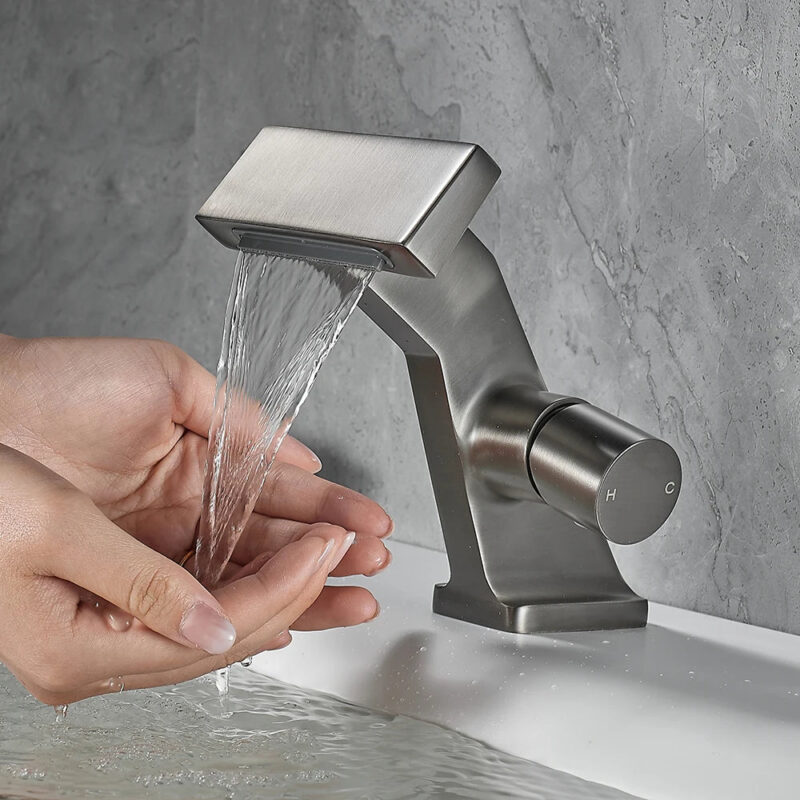 Robinet lave main cascade