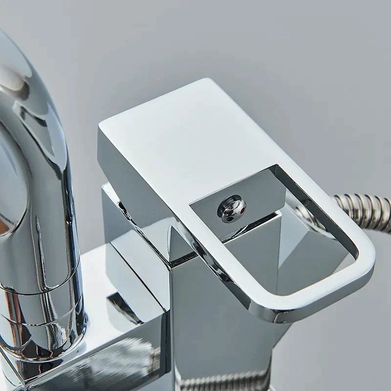 Robinet mitigeur avec douchette pistolet