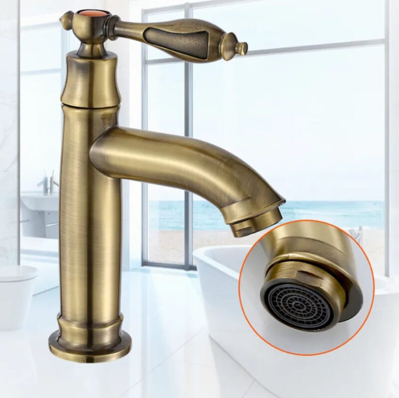 Robinet salle de bain antique