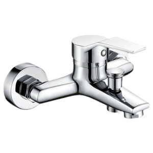 Robinet salle de bain dans le mur