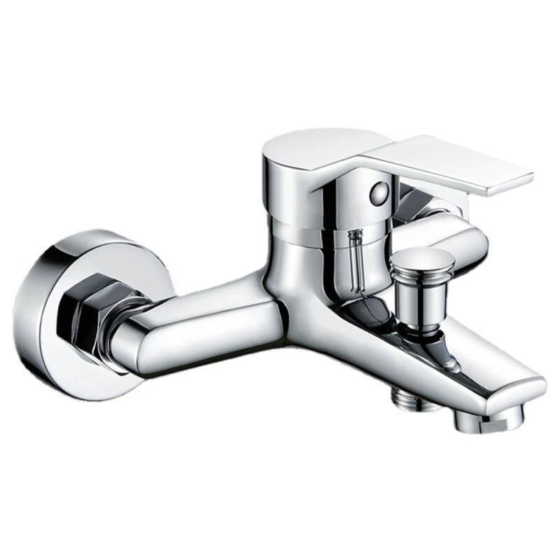 Robinet salle de bain dans le mur